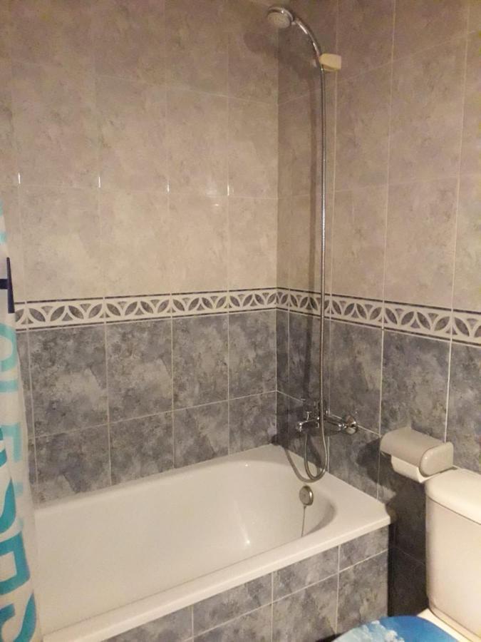 Apartamento Para 4-6 Personas En Larimar Салоу Екстер'єр фото